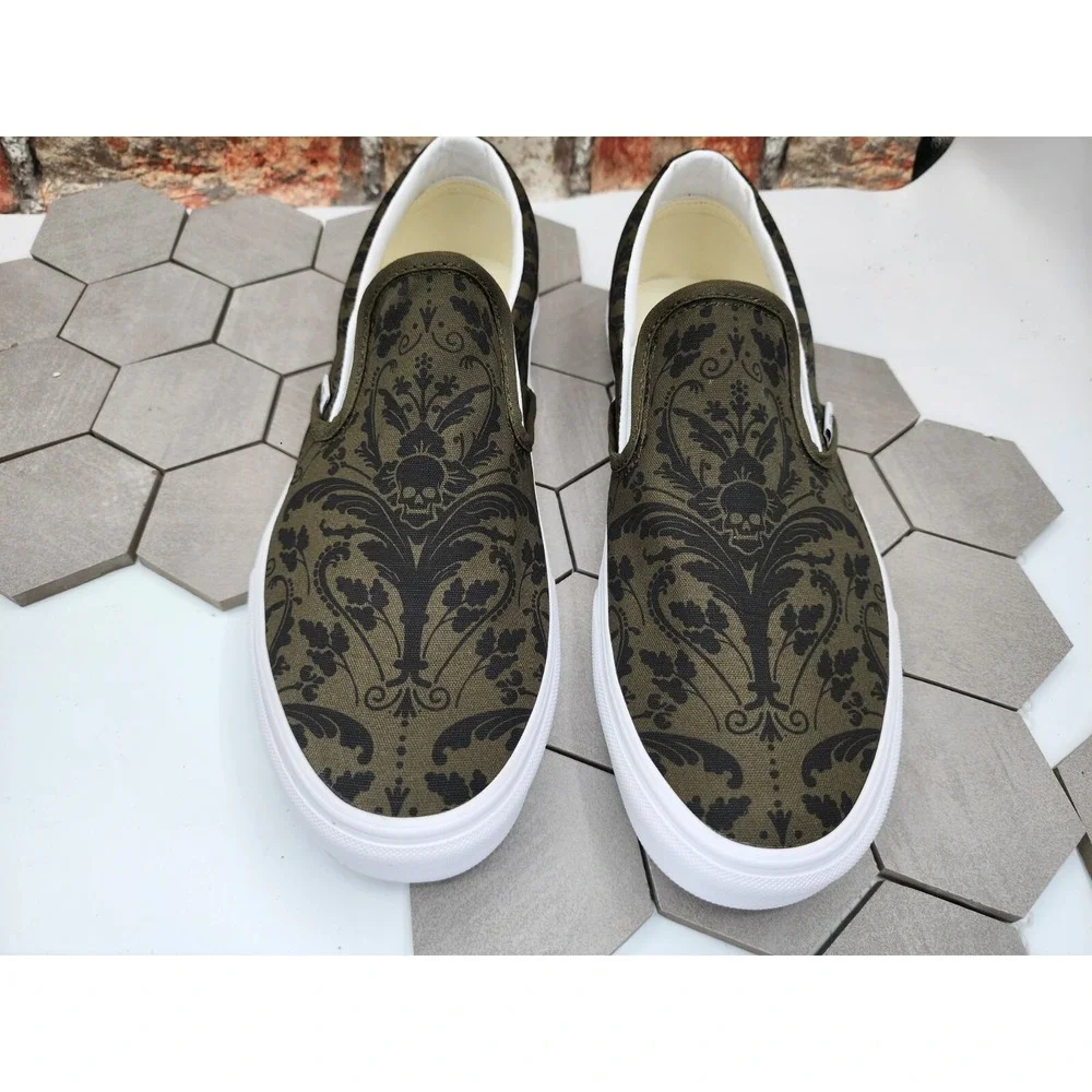 Vans Men's Classic Slip On Skull Tapestry Grape Leaf Olive Canvas Shoes Size 8.5